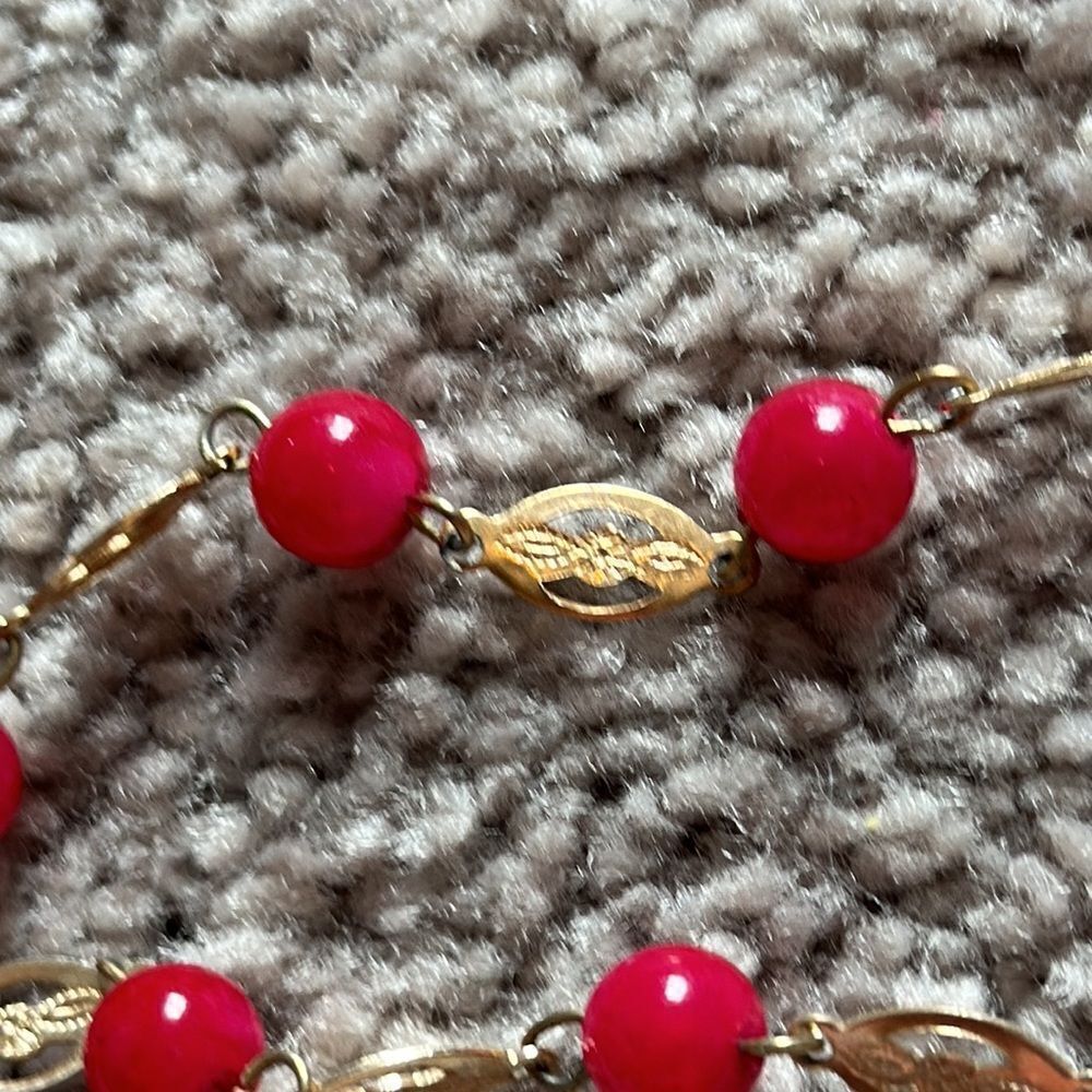 Beaded Necklace! - Picture 7 of 7